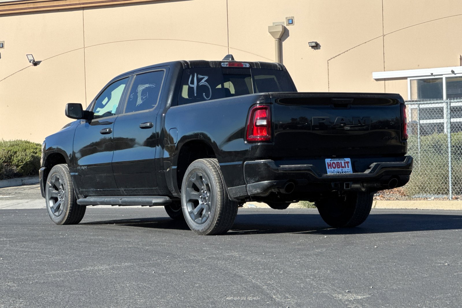 New 2026 RAM 1500 Express AWD/4WD image 5