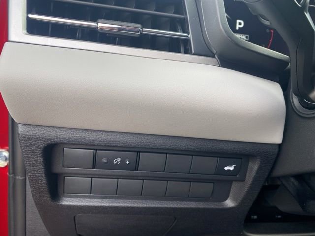 New 2025 Mitsubishi Outlander SE image 20