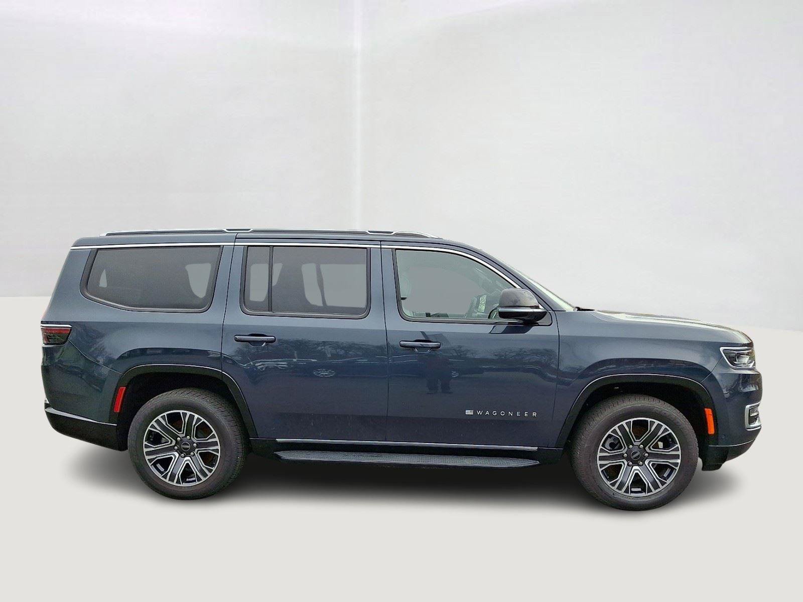 Certified 2025 Jeep Wagoneer 4WD image 8