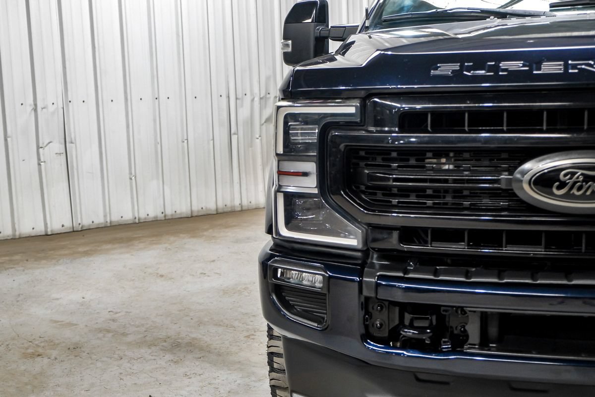 Used 2022 Ford F250 Lariat w/ Black Appearance Package AWD/4WD image 48