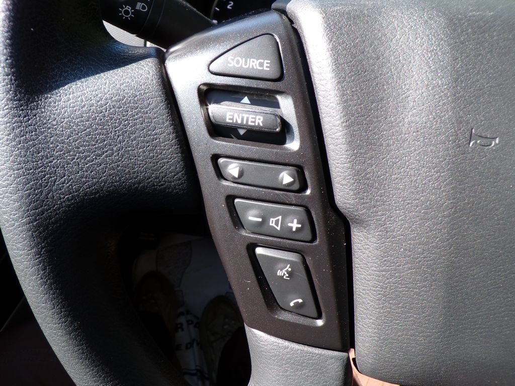 Used 2022 Nissan Frontier SV w/ Technology Package AWD/4WD image 28