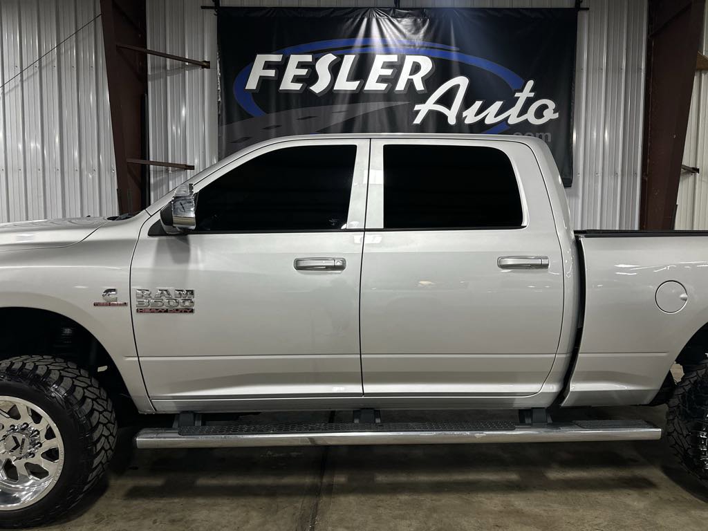 Used 2018 RAM 3500 Tradesman w/ Chrome Appearance Group image 26