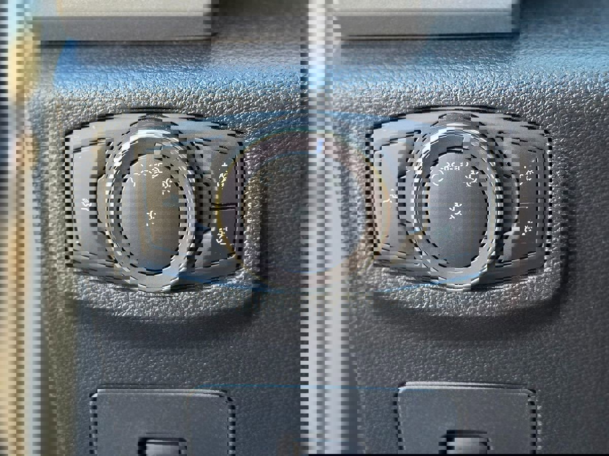 Used 2017 Ford F150 Raptor w/ Equipment Group 802A Luxury image 43