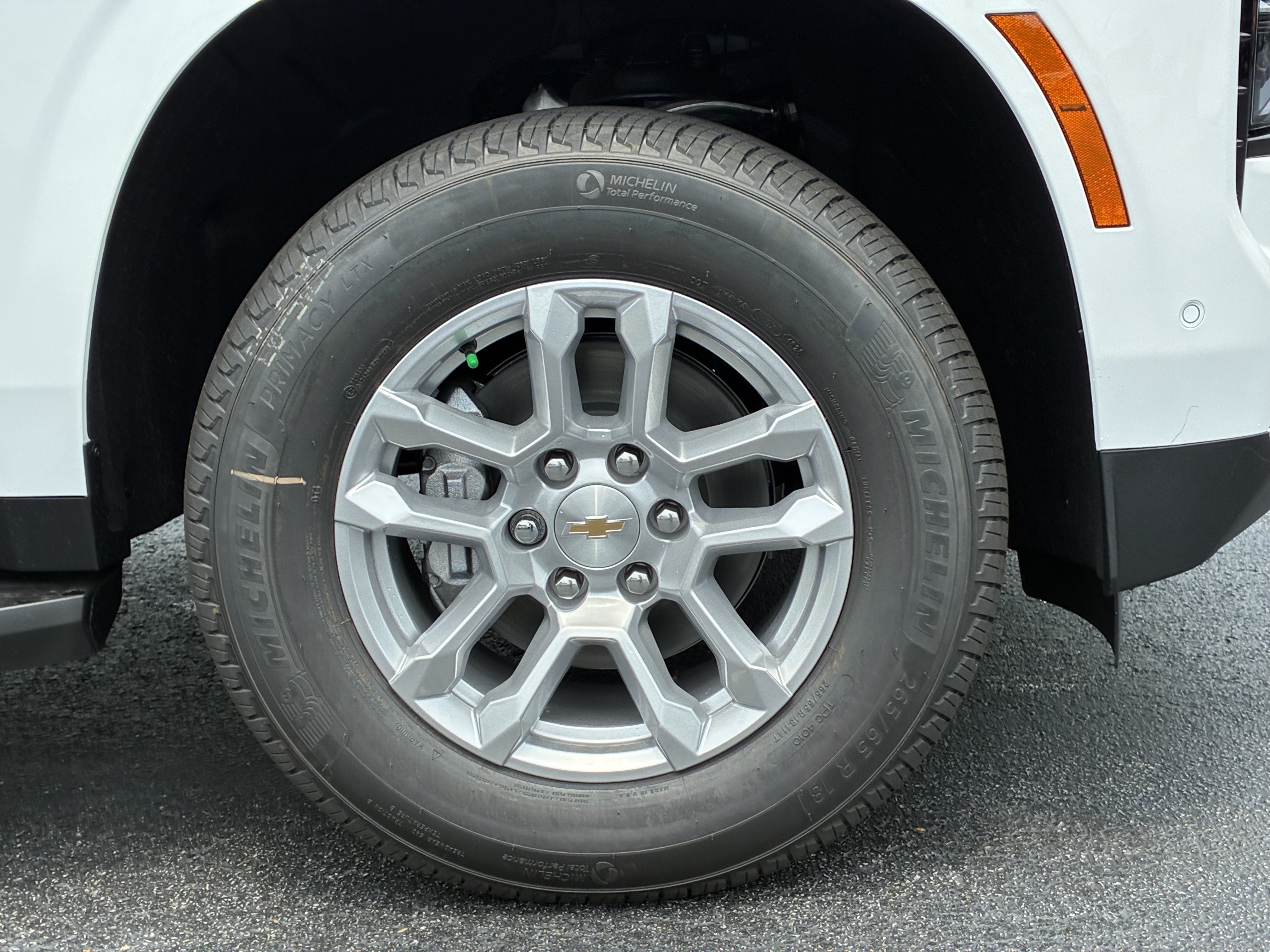 New 2026 Chevrolet Suburban LS w/ Max Trailering Package RWD image 6