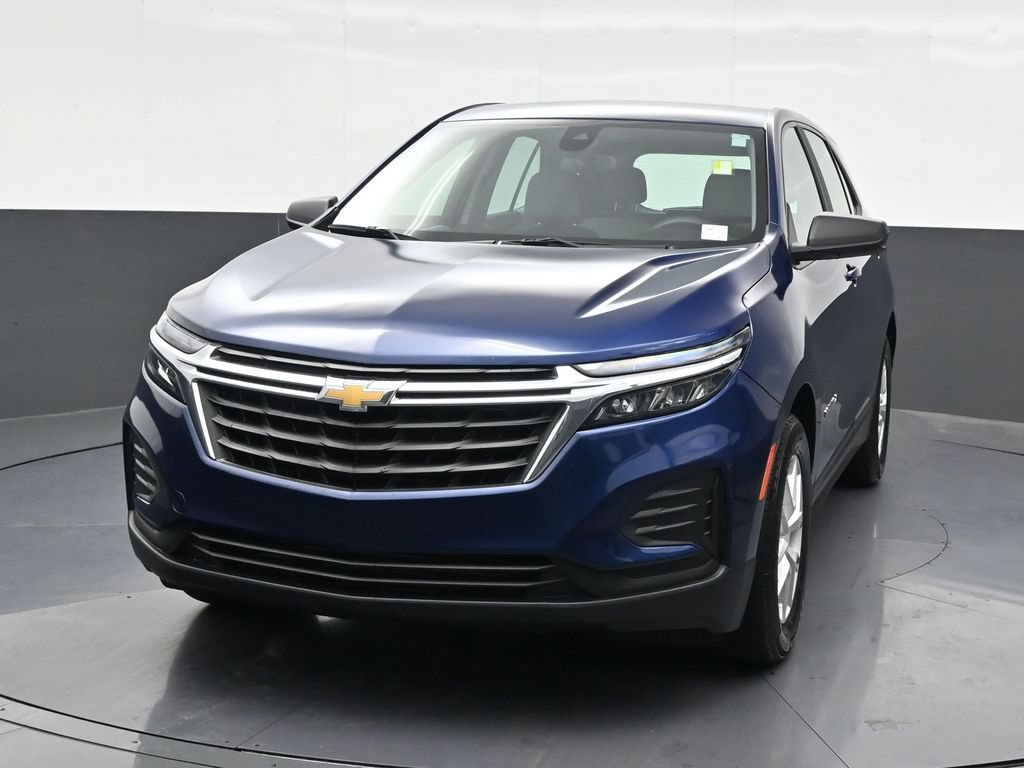 Used 2023 Chevrolet Equinox LS FWD image 9