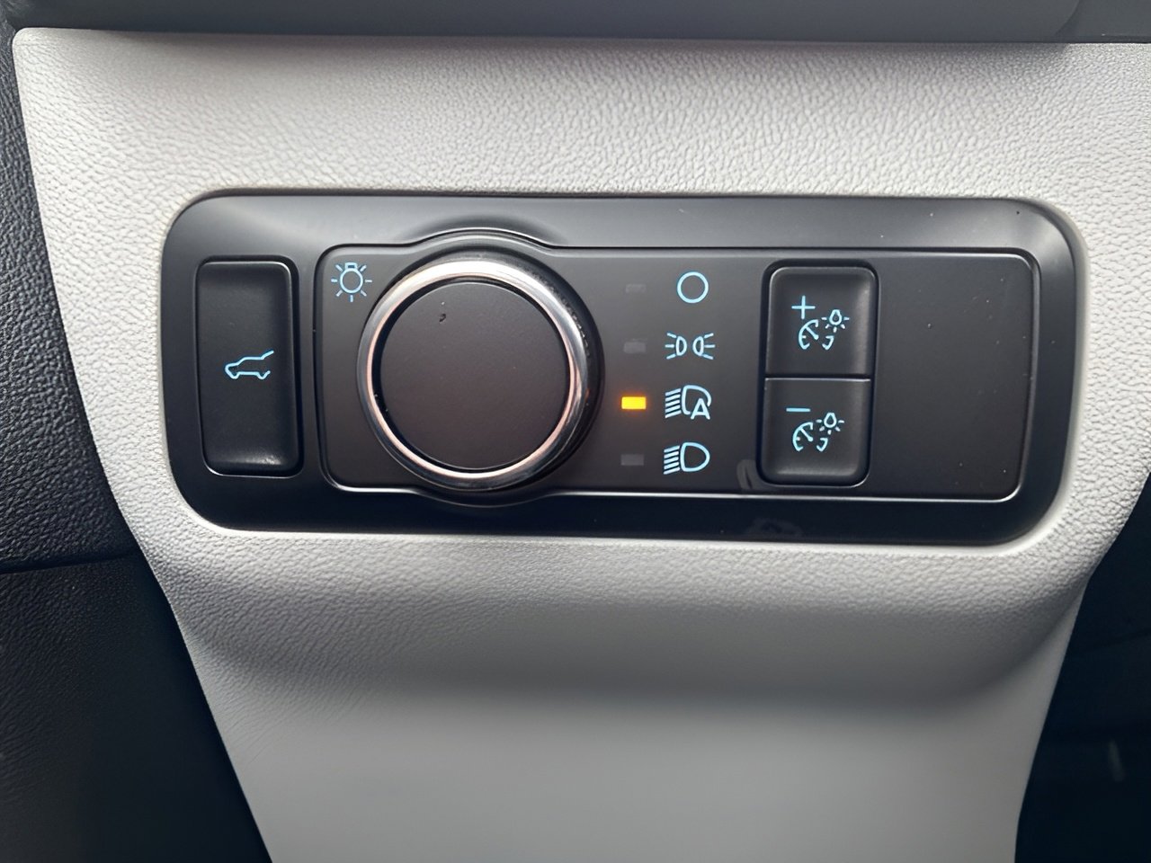 Certified 2023 Ford Escape Active w/ Tech Pack #2 image 16