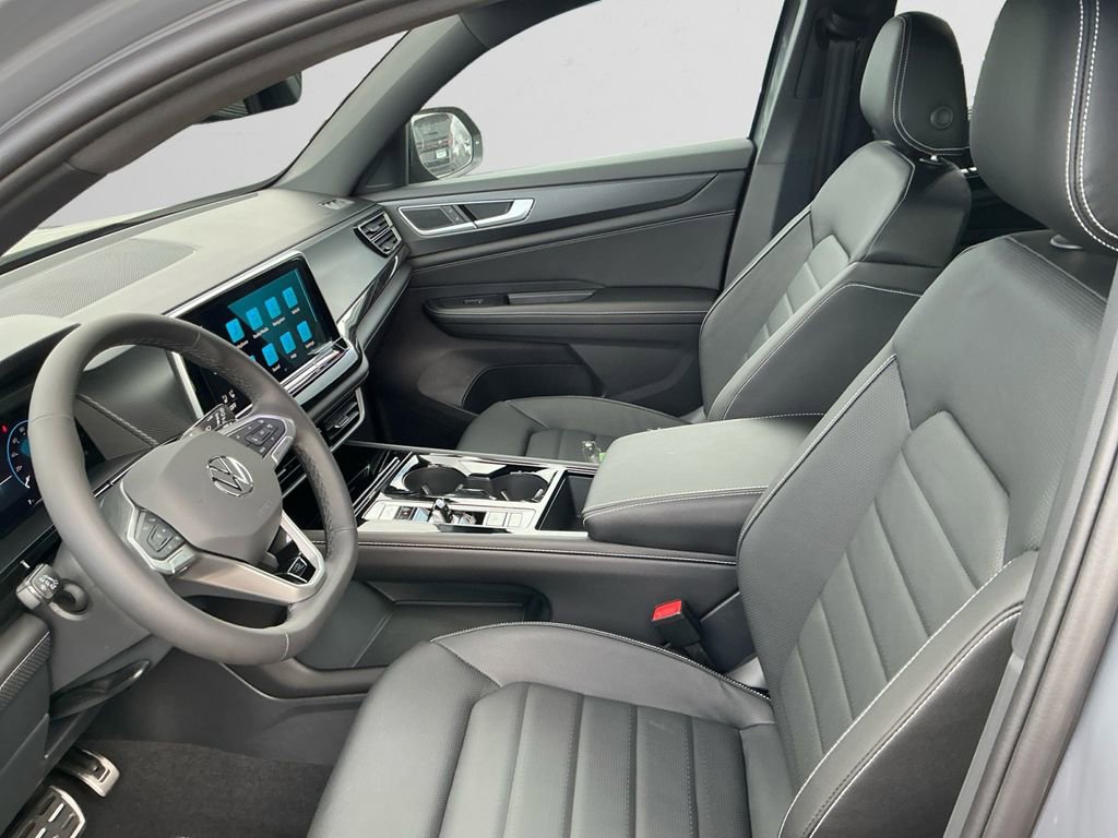 New 2026 Volkswagen Atlas Cross Sport SEL R-Line image 9