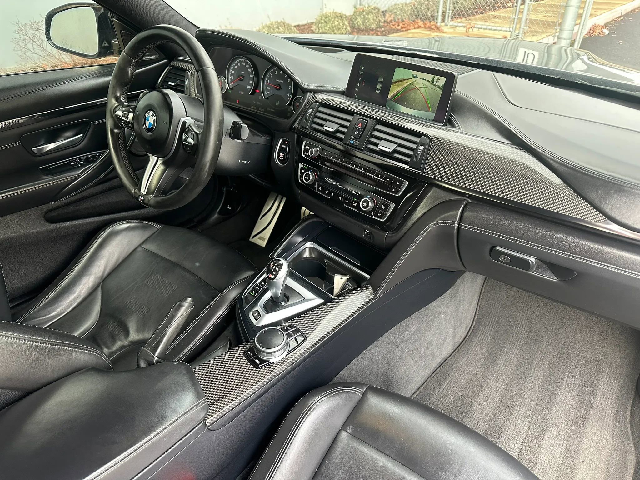 Used 2018 BMW M4 Coupe w/ Competition Package RWD image 25