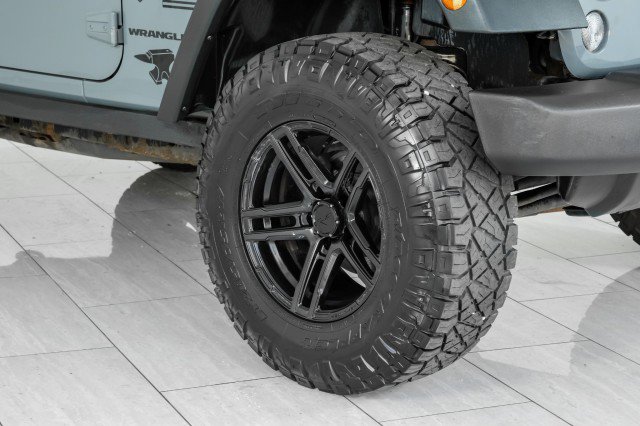 Used 2015 Jeep Wrangler Rubicon w/ Power Convenience Group image 49