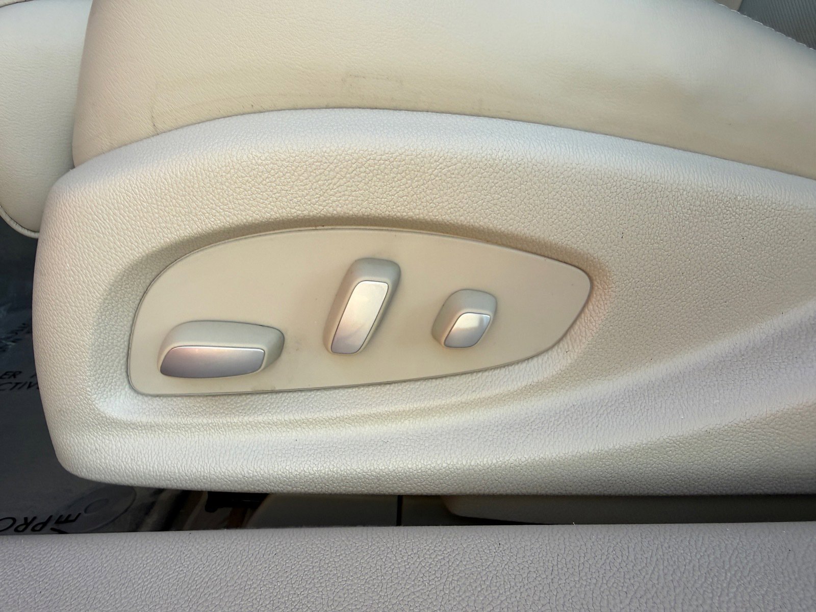 Used 2014 Cadillac XTS Premium image 12