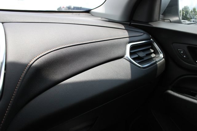 Used 2024 Chevrolet Equinox Premier AWD/4WD image 21