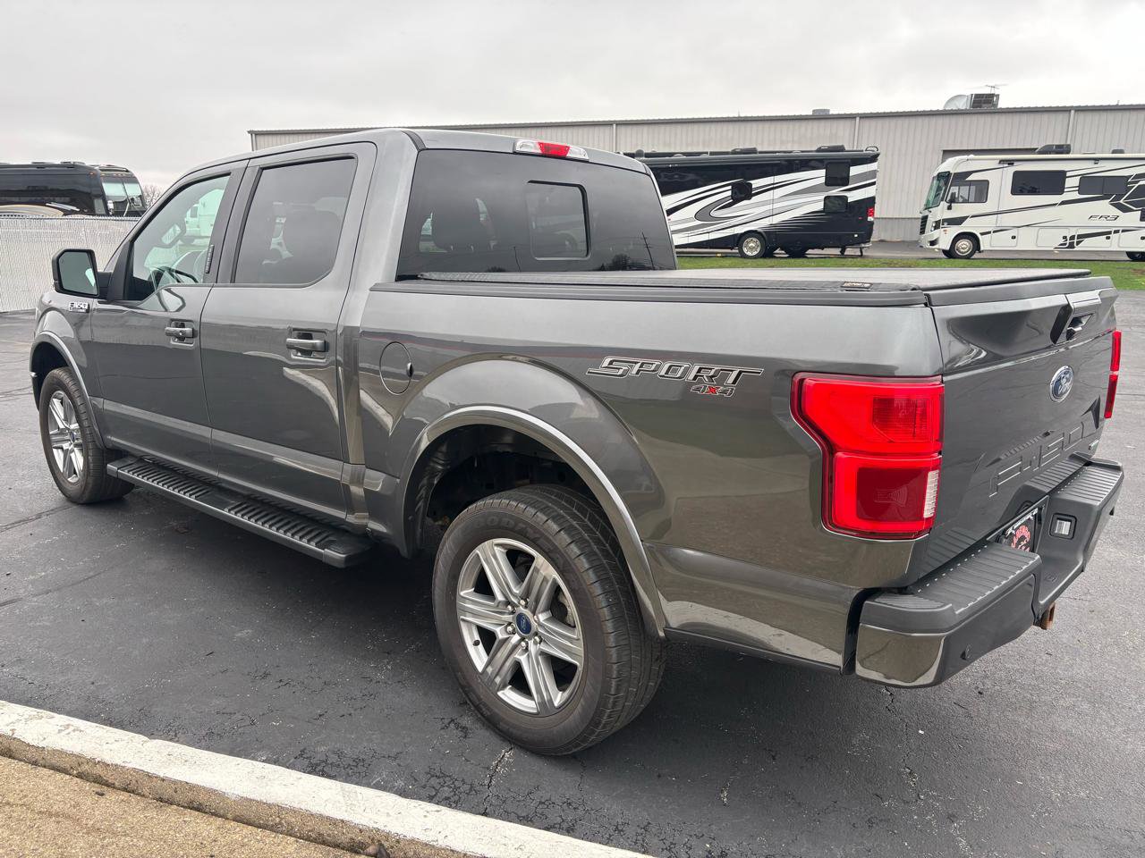 Used 2019 Ford F150 Lariat image 5