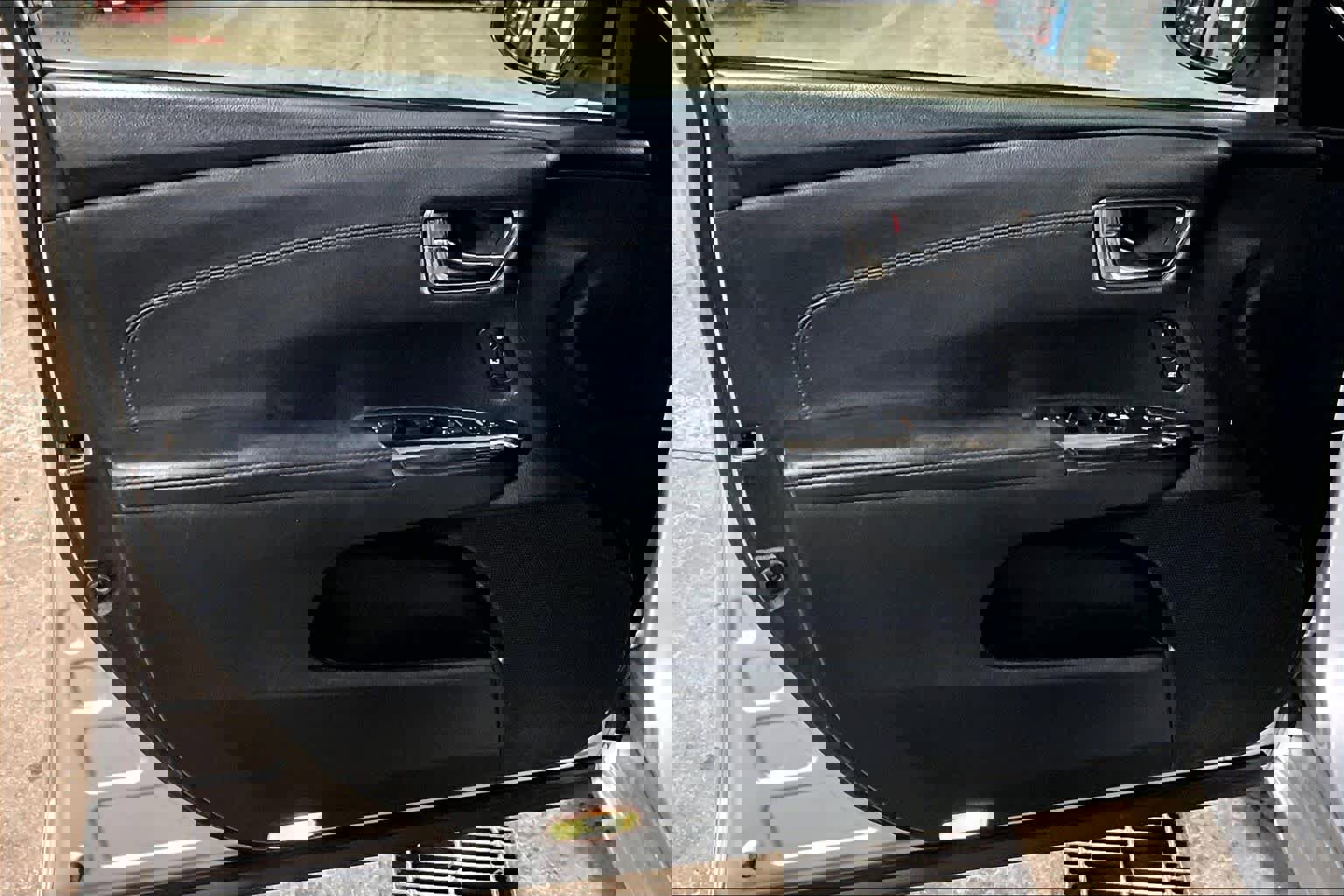 Used 2013 Toyota Avalon Limited image 20