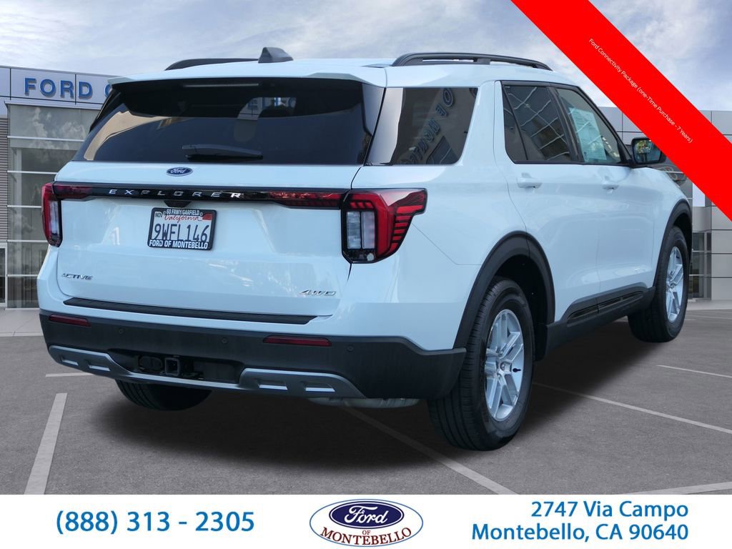Used 2026 Ford Explorer Active w/ Active Comfort Package RWD image 4