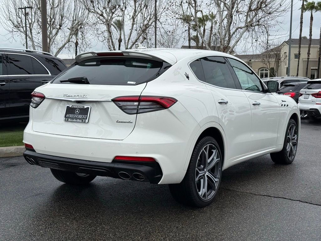 Used 2022 Maserati Levante Modena image 9