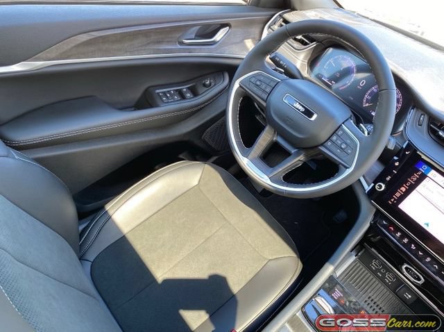 New 2026 Jeep Grand Cherokee Altitude AWD/4WD image 21