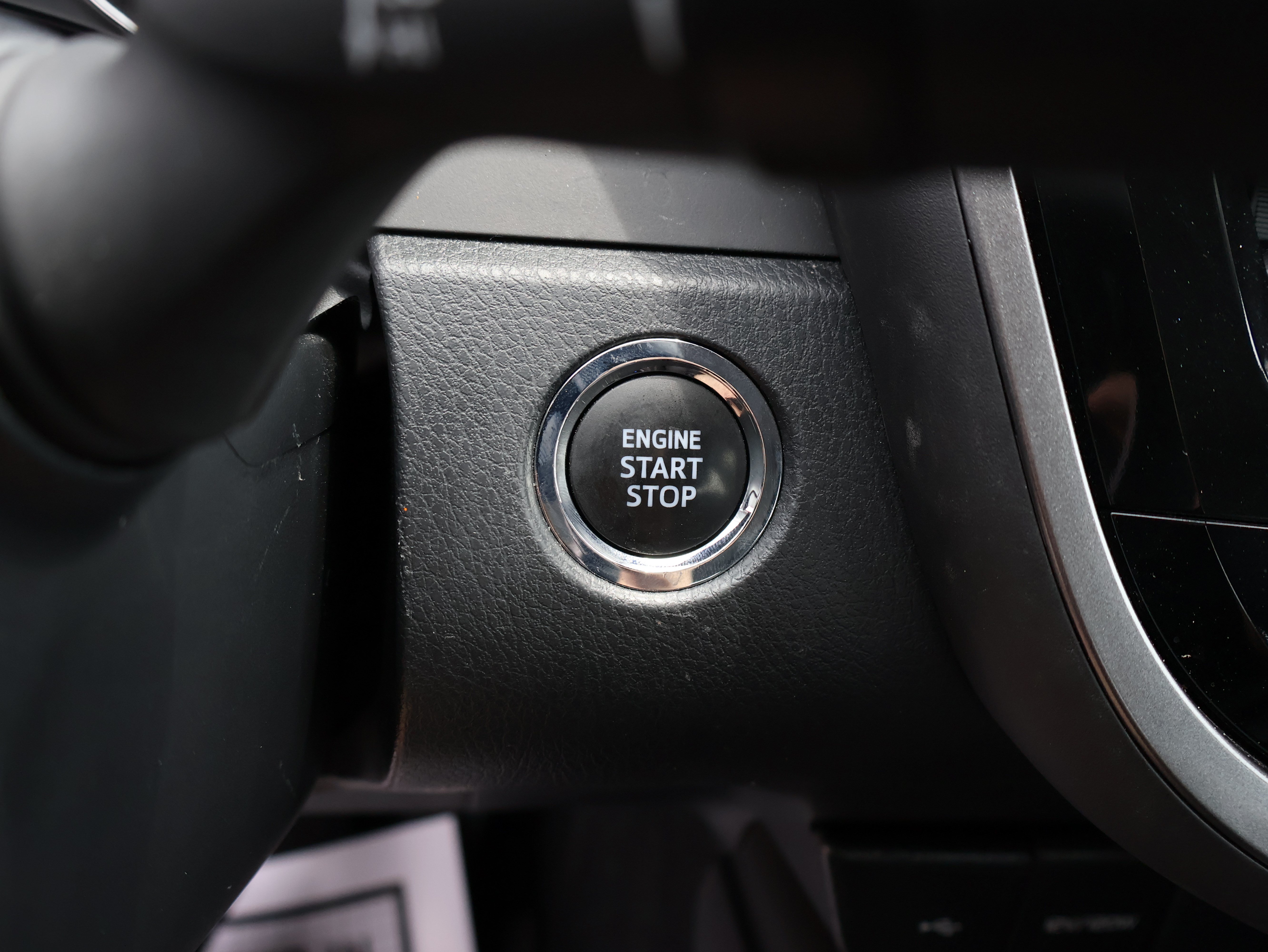 Used 2024 Toyota Camry SE w/ Convenience Package FWD image 33