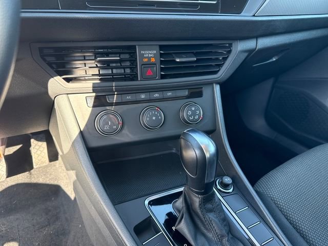 Used 2019 Volkswagen Jetta S w/ Driver Assistance Package image 17