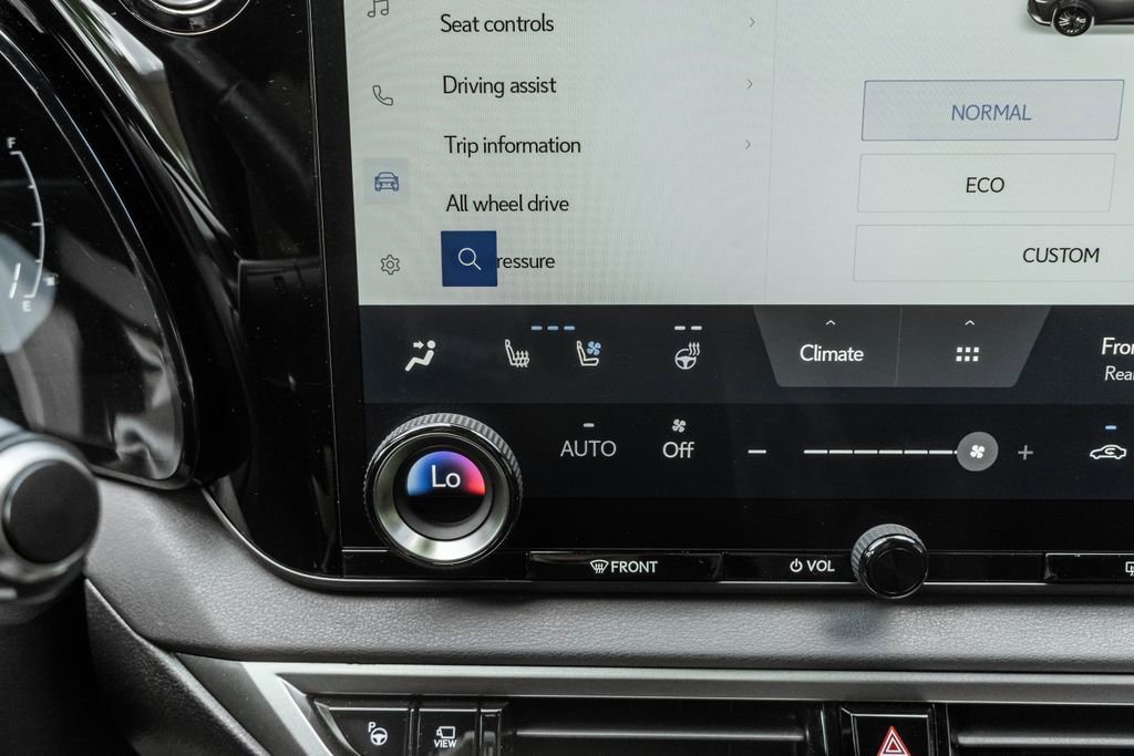Used 2023 Lexus RX 350 AWD image 9