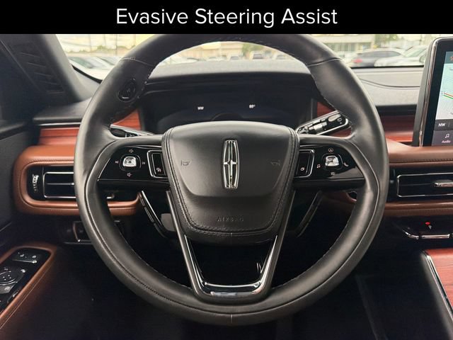 Used 2024 Lincoln Aviator Reserve w/ Jet Package AWD/4WD image 17
