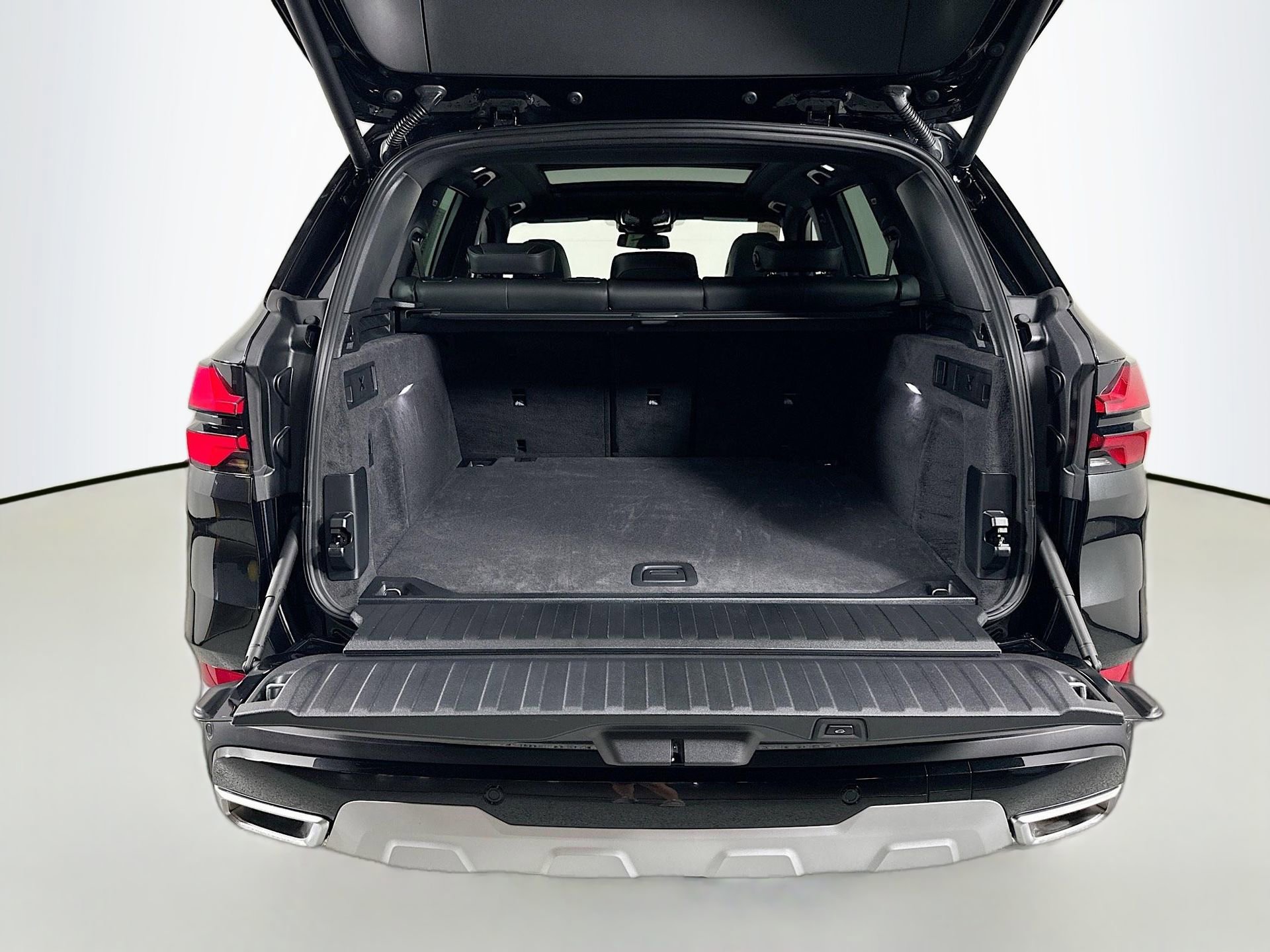 Certified 2026 BMW X5 sDrive40i w/ Premium Package image 20