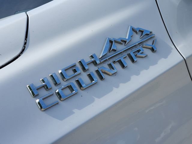 Used 2021 Chevrolet Tahoe High Country w/ Premium Package AWD/4WD image 9