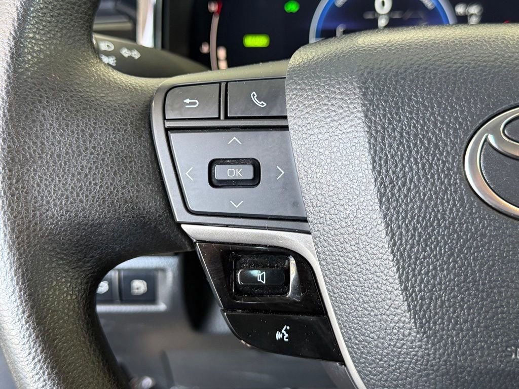 Certified 2025 Toyota Camry LE FWD image 22