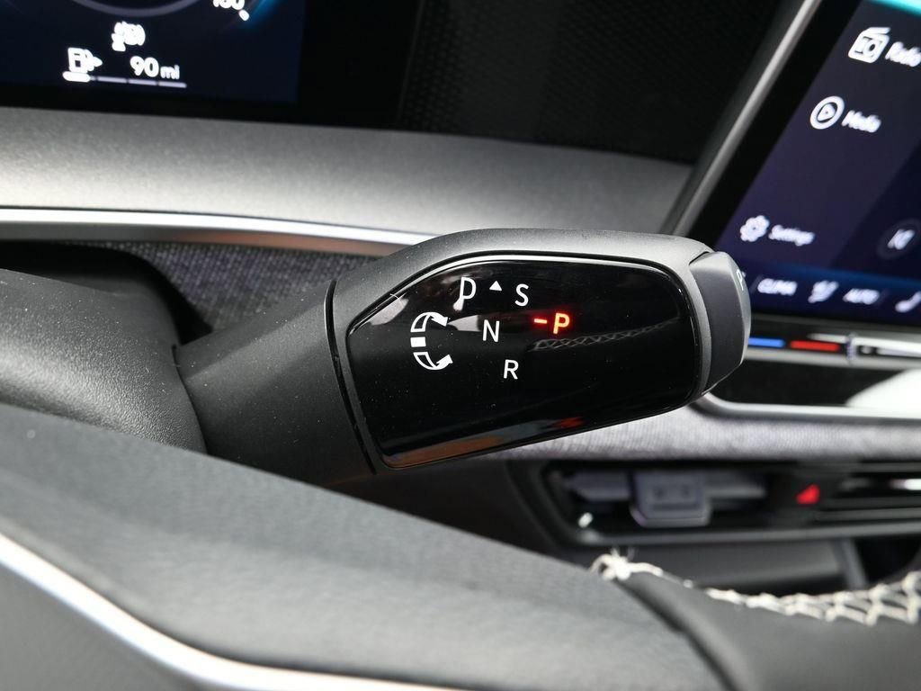 New 2025 Volkswagen Tiguan S image 16