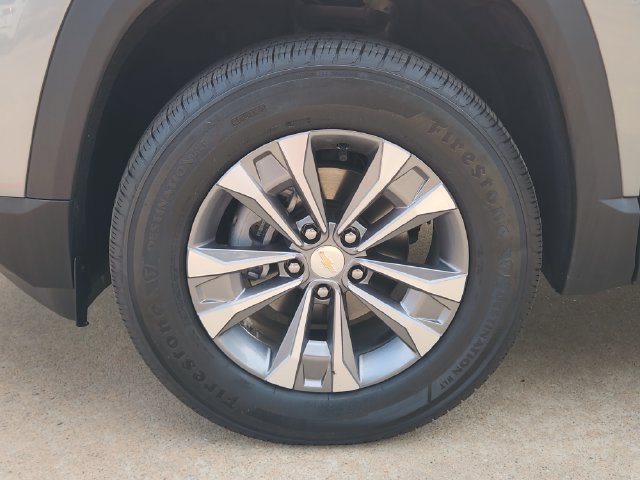 Used 2026 Chevrolet Equinox LT FWD image 16