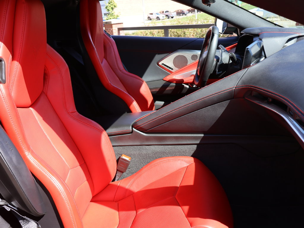 Used 2024 Chevrolet Corvette Stingray Preferred Cpe RWD image 15