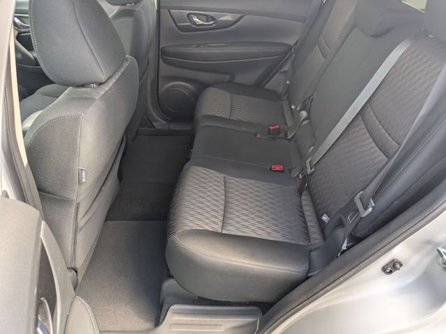 Used 2018 Nissan Rogue SV w/ Premium Package AWD/4WD image 18