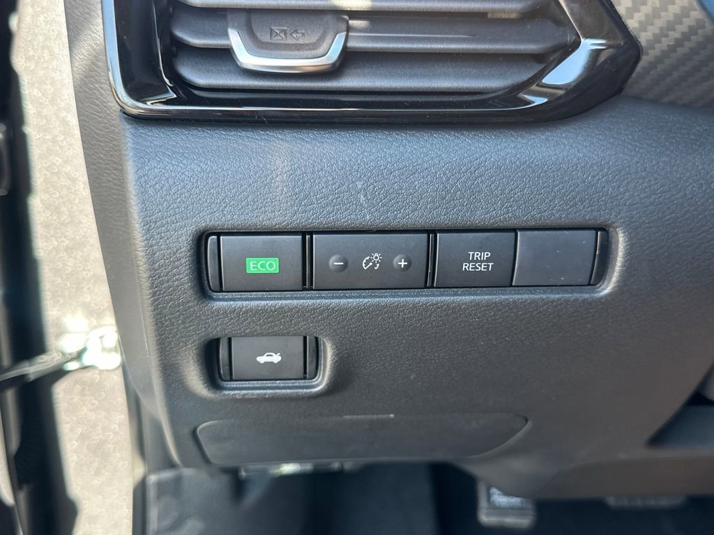 New 2025 Nissan Sentra SV w/ SV Premium Package image 13