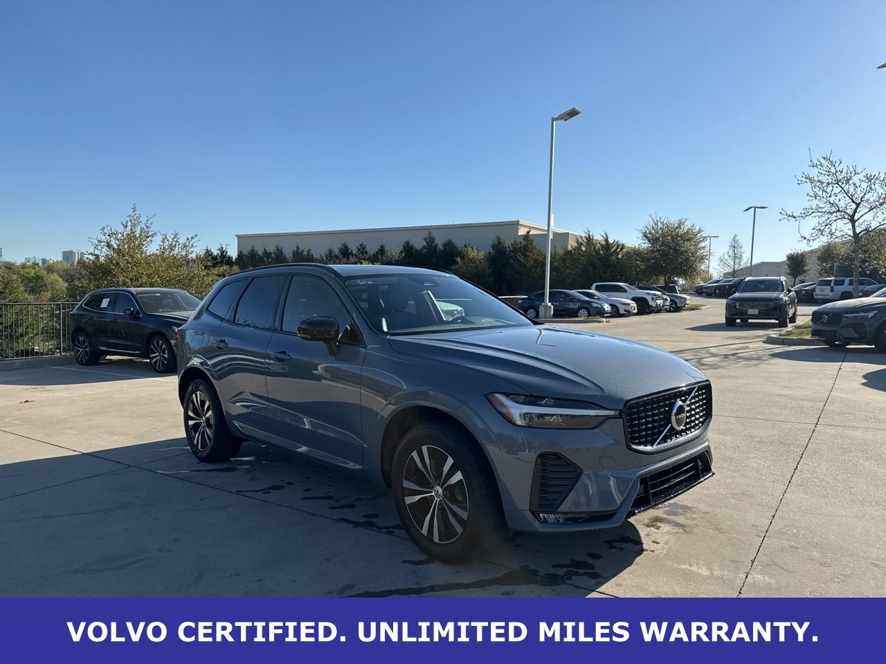 Certified 2024 Volvo XC60 B5 Core image 3