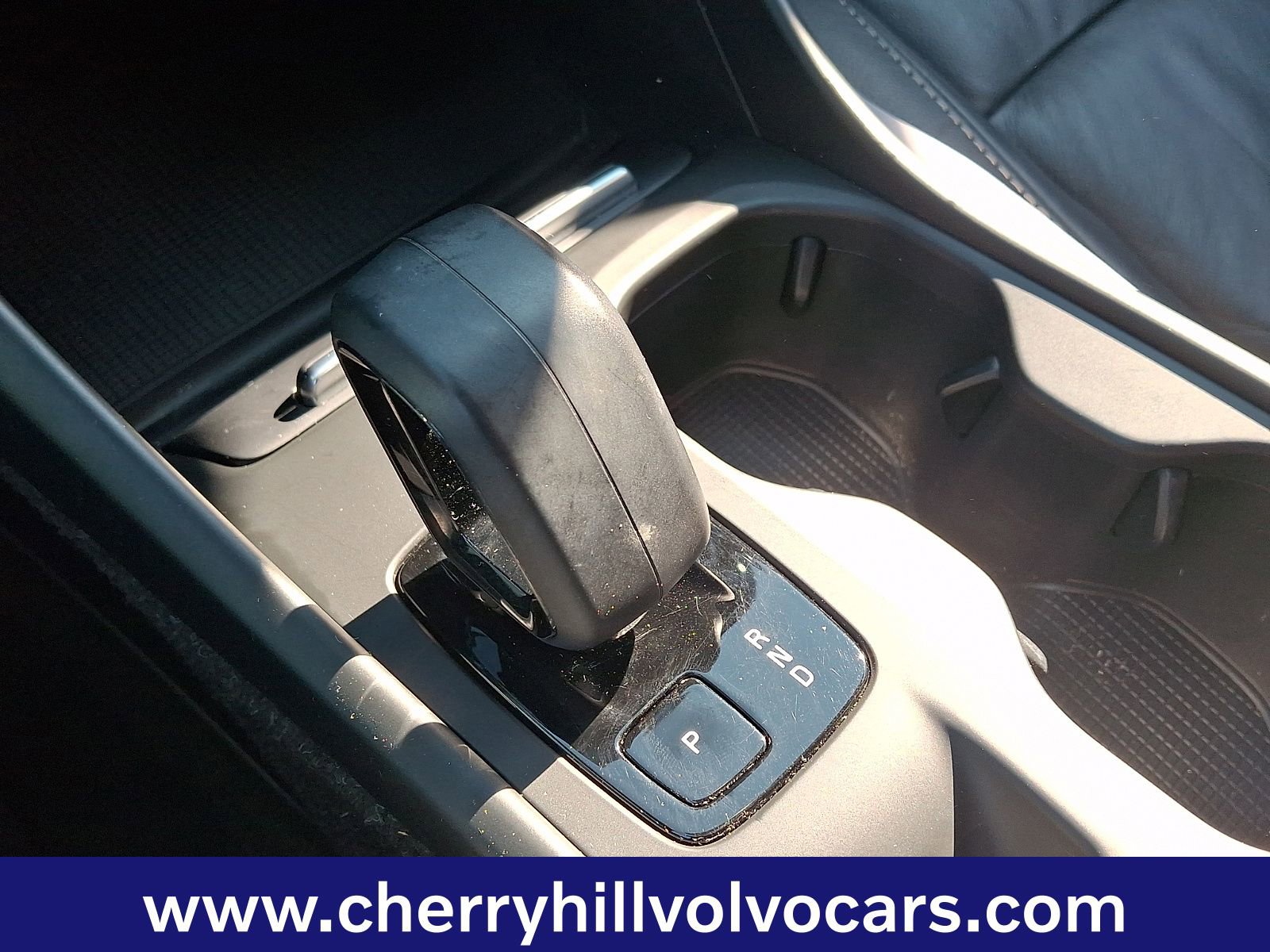 Certified 2023 Volvo XC40 B5 Core w/ Climate Package image 16