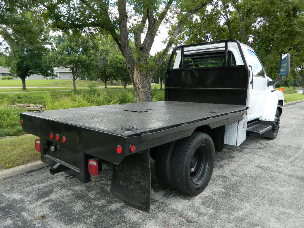 Used 2003 Chevrolet Kodiak C4500 2WD Regular Cab image 7