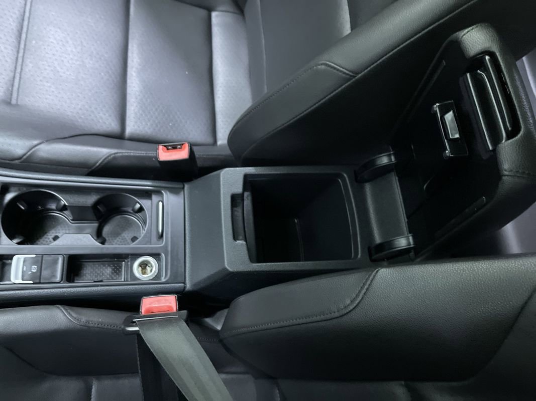 Used 2016 Volkswagen e-Golf SEL Premium image 27