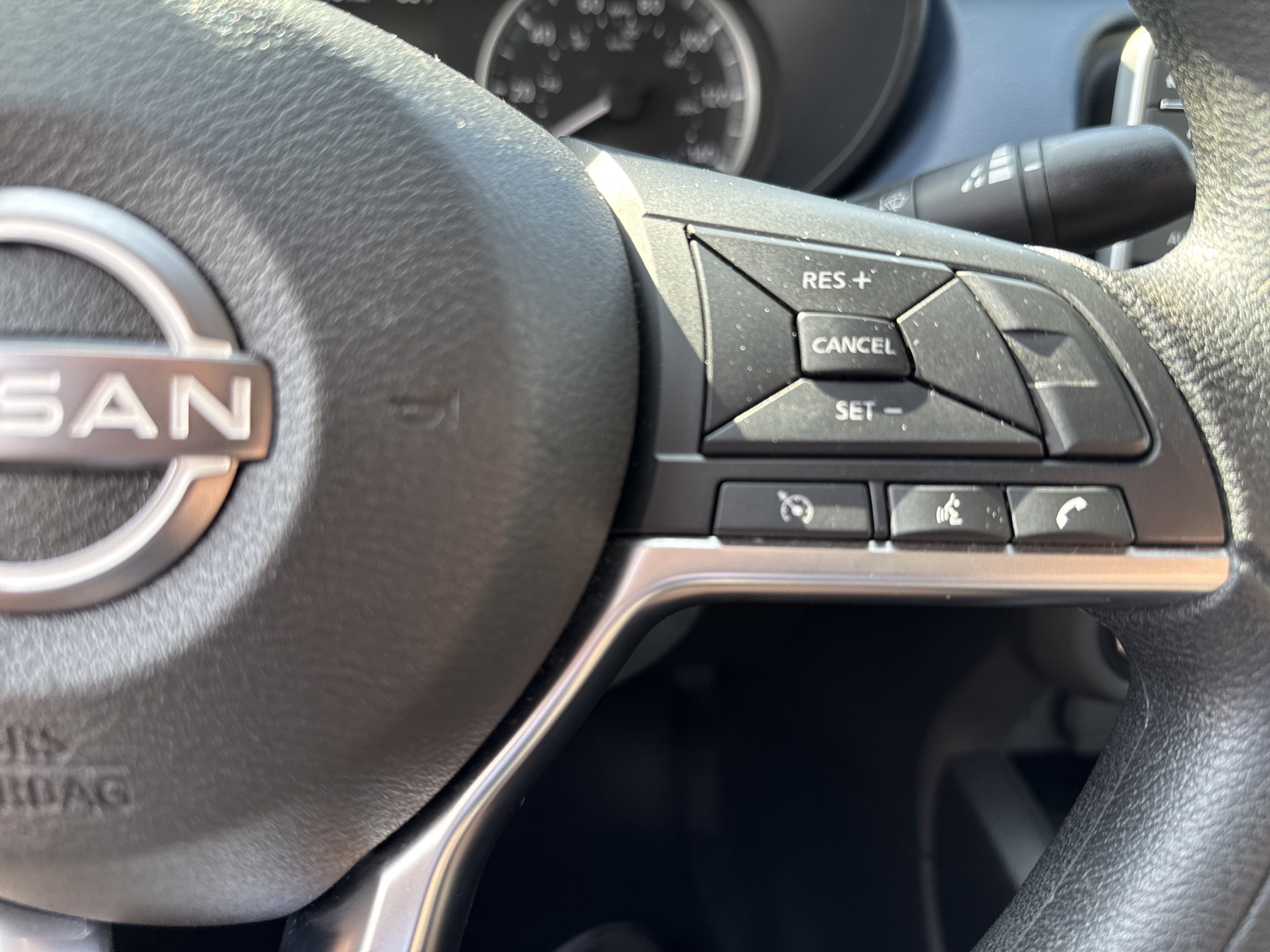 Used 2025 Nissan Versa SV FWD image 19