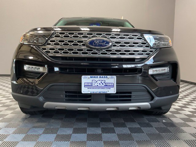 Used 2022 Ford Explorer Limited w/ Hybrid Equipment Group 310A AWD/4WD image 3