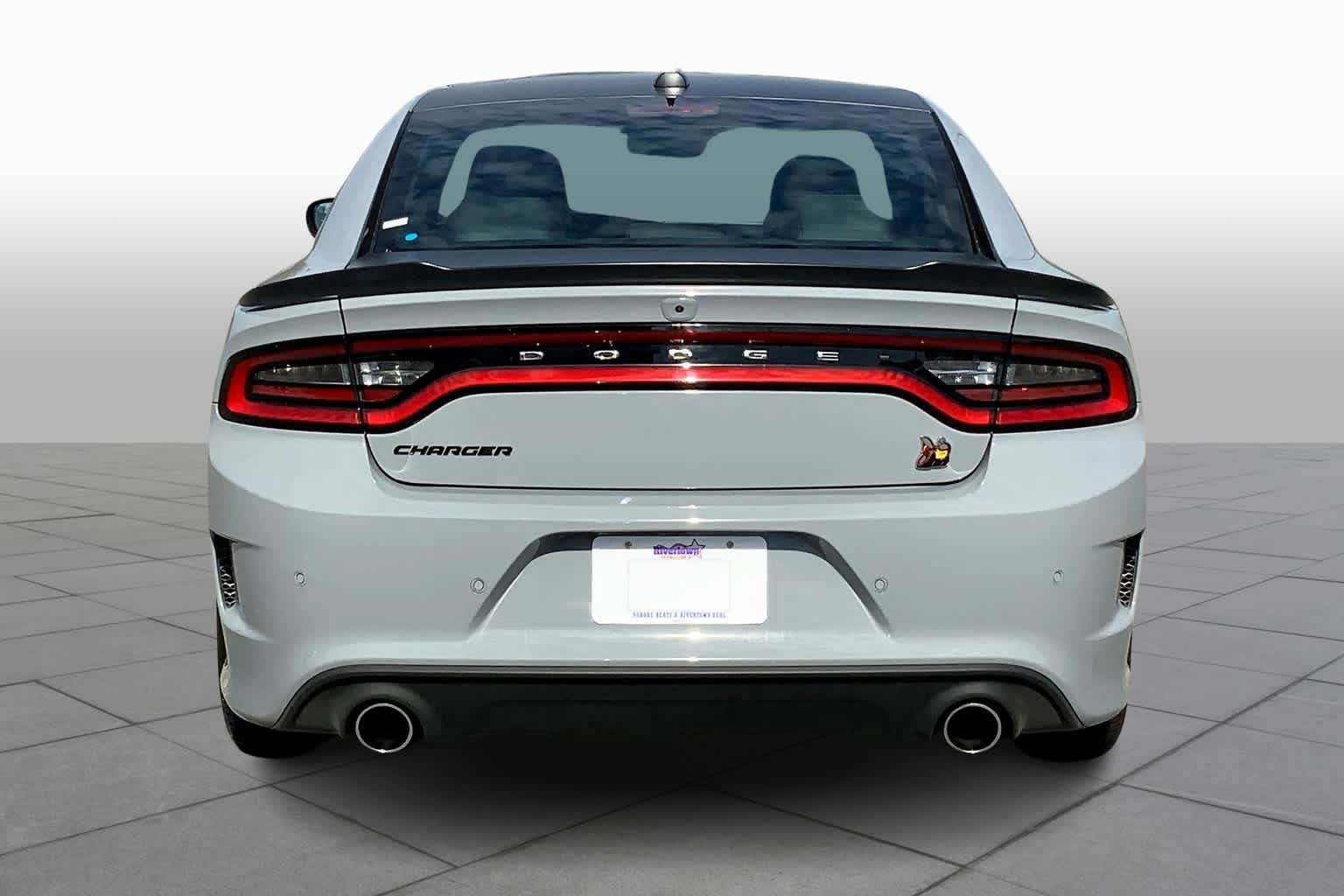 Used 2022 Dodge Charger Scat Pack w/ Plus Group RWD image 5