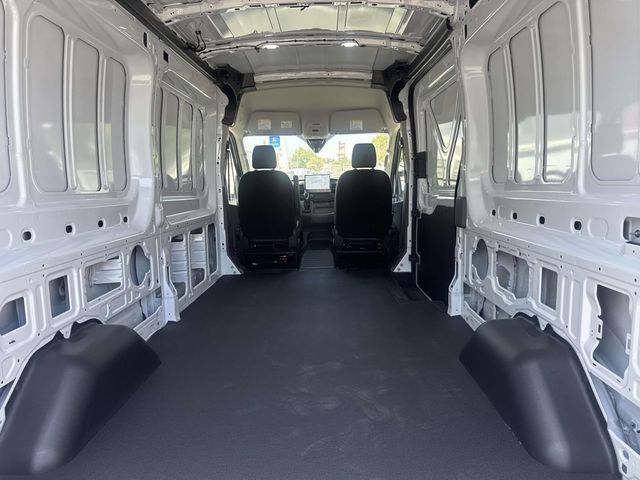 New 2026 Ford Transit 150 148 Medium Roof RWD image 20