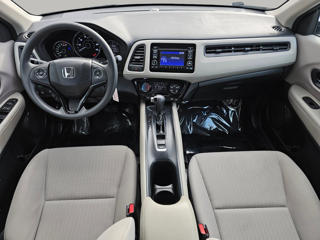 Used 2016 Honda HR-V LX image 2
