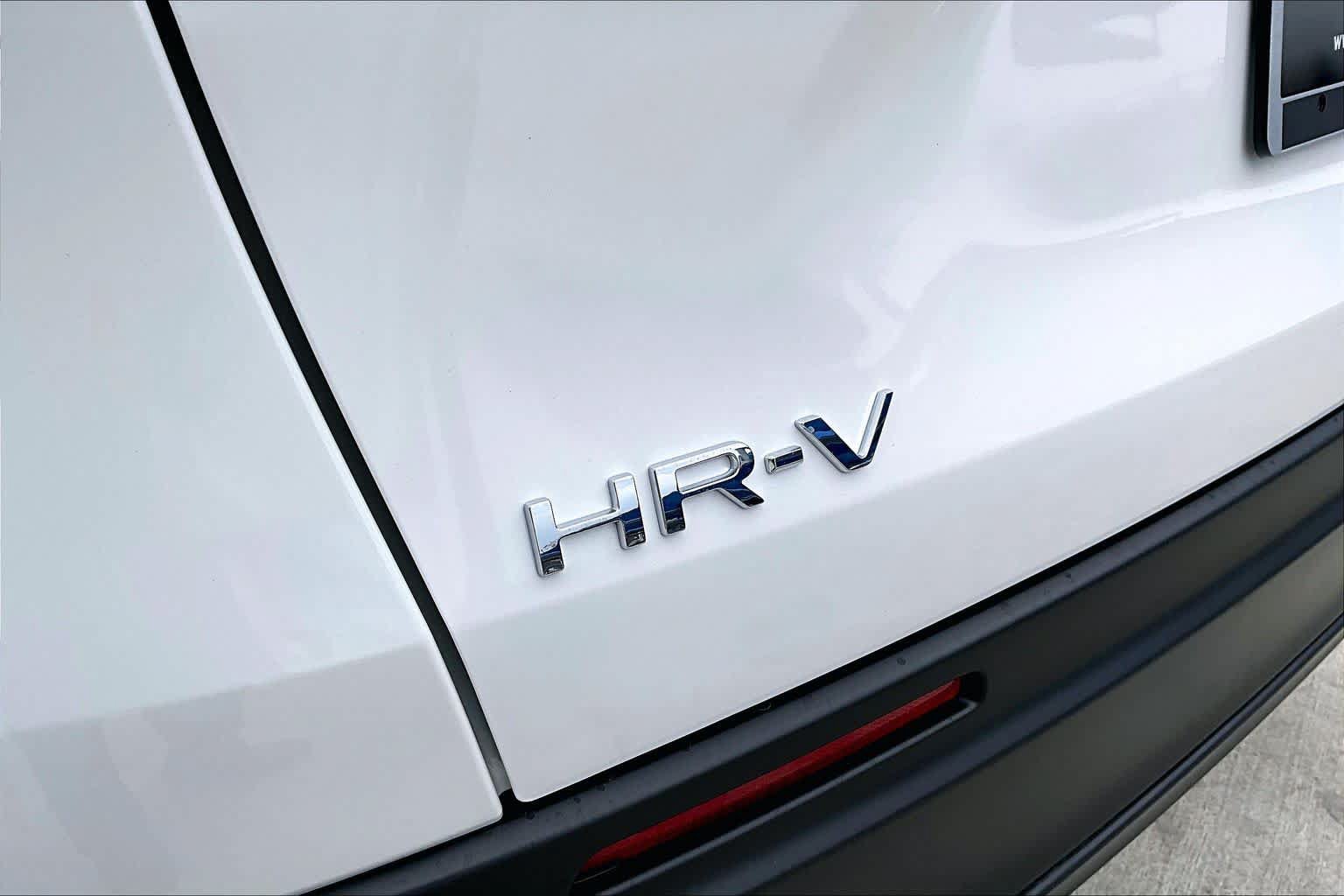 New 2026 Honda HR-V LX image 15