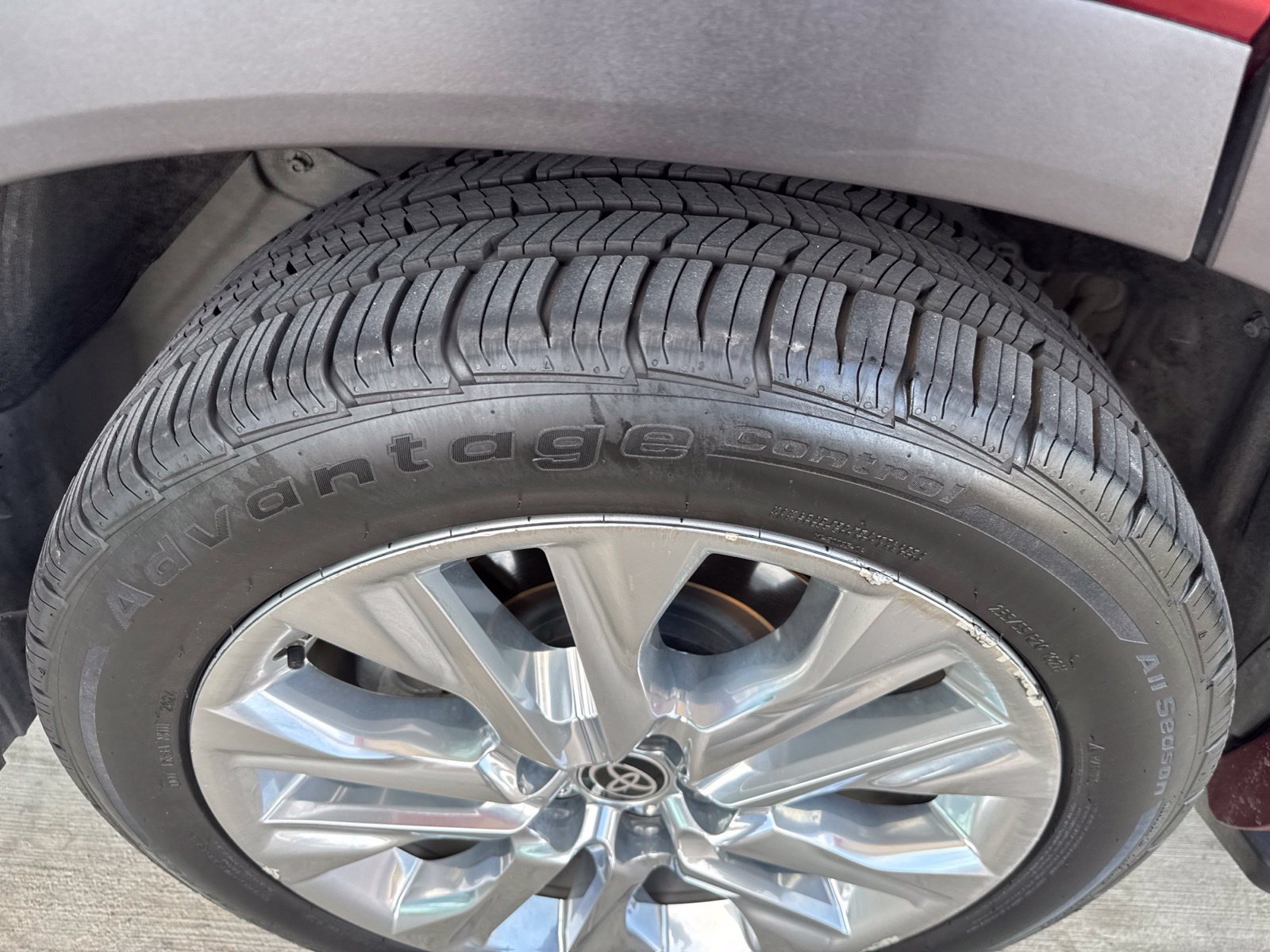 Used 2022 Toyota Highlander Limited FWD image 25