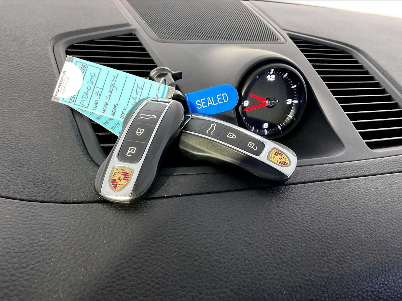 Certified 2021 Porsche Cayenne AWD/4WD image 21