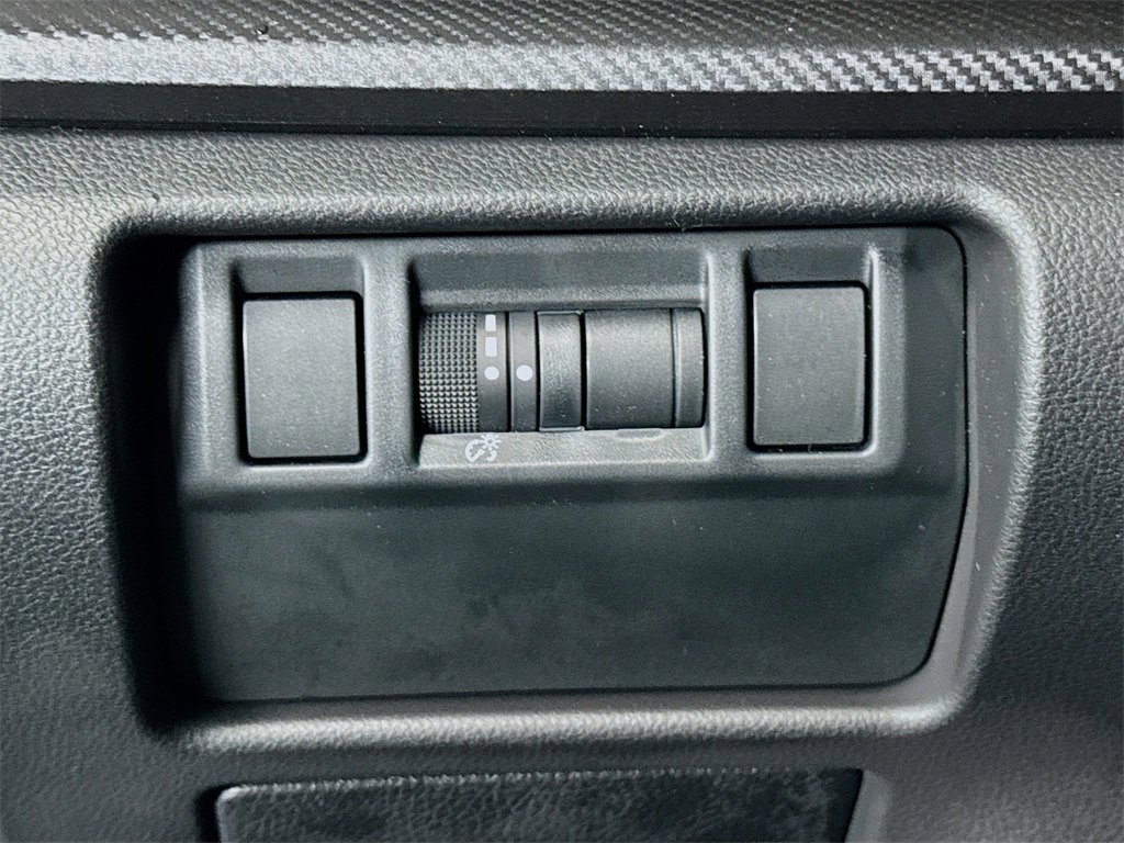 New 2026 Subaru Crosstrek 2.5i Limited image 6