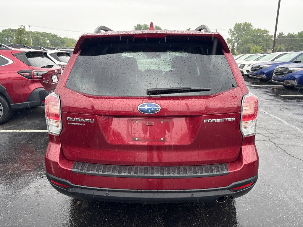 Used 2018 Subaru Forester 2.5i Touring w/ Popular Package #2 AWD/4WD image 4