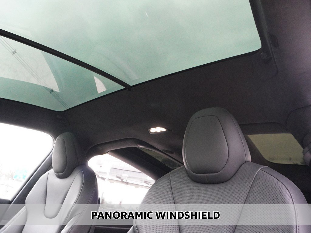 Used 2022 Tesla Model X image 5