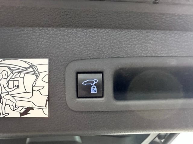 Certified 2023 Toyota Sienna XSE w/ XSE Plus Package AWD/4WD image 16