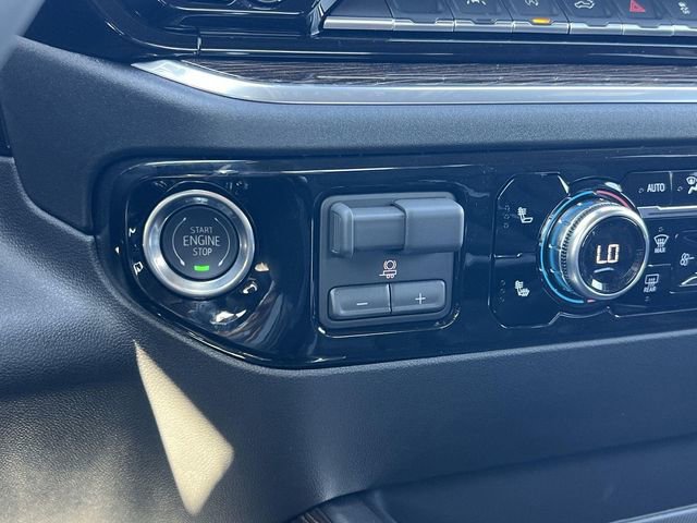 New 2026 GMC Sierra 1500 Elevation w/ LPO, Elevation Black Package image 20
