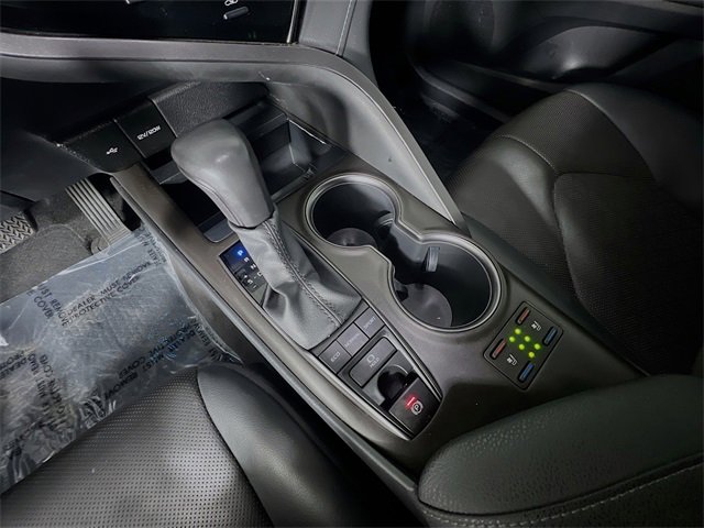 Used 2023 Toyota Camry XSE image 24